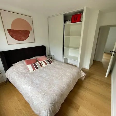 Familial De Qualite Paris